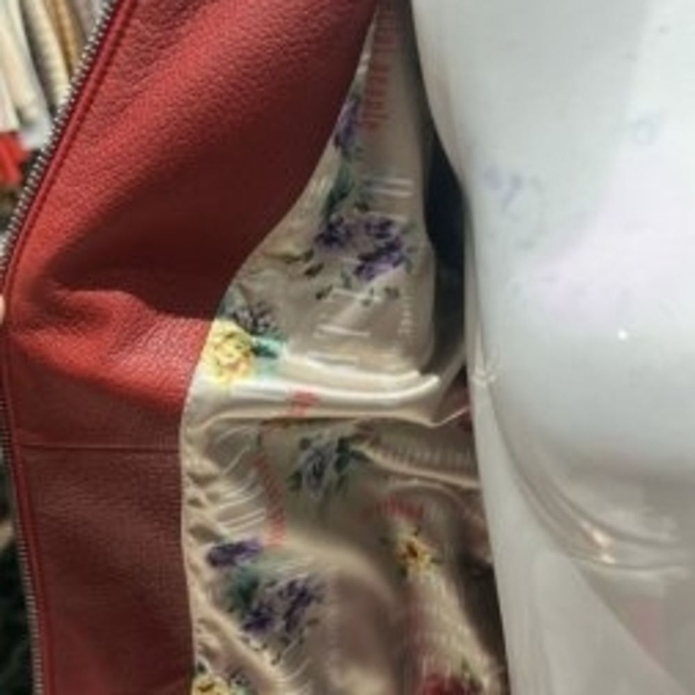 Ottimo Red Leather Jacket for Women - Picture 5 of 6